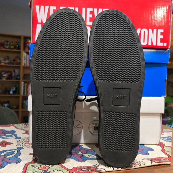 Huf Soto Sneaker Grey/Black Men's Size 11 US - Picture 2 of 4